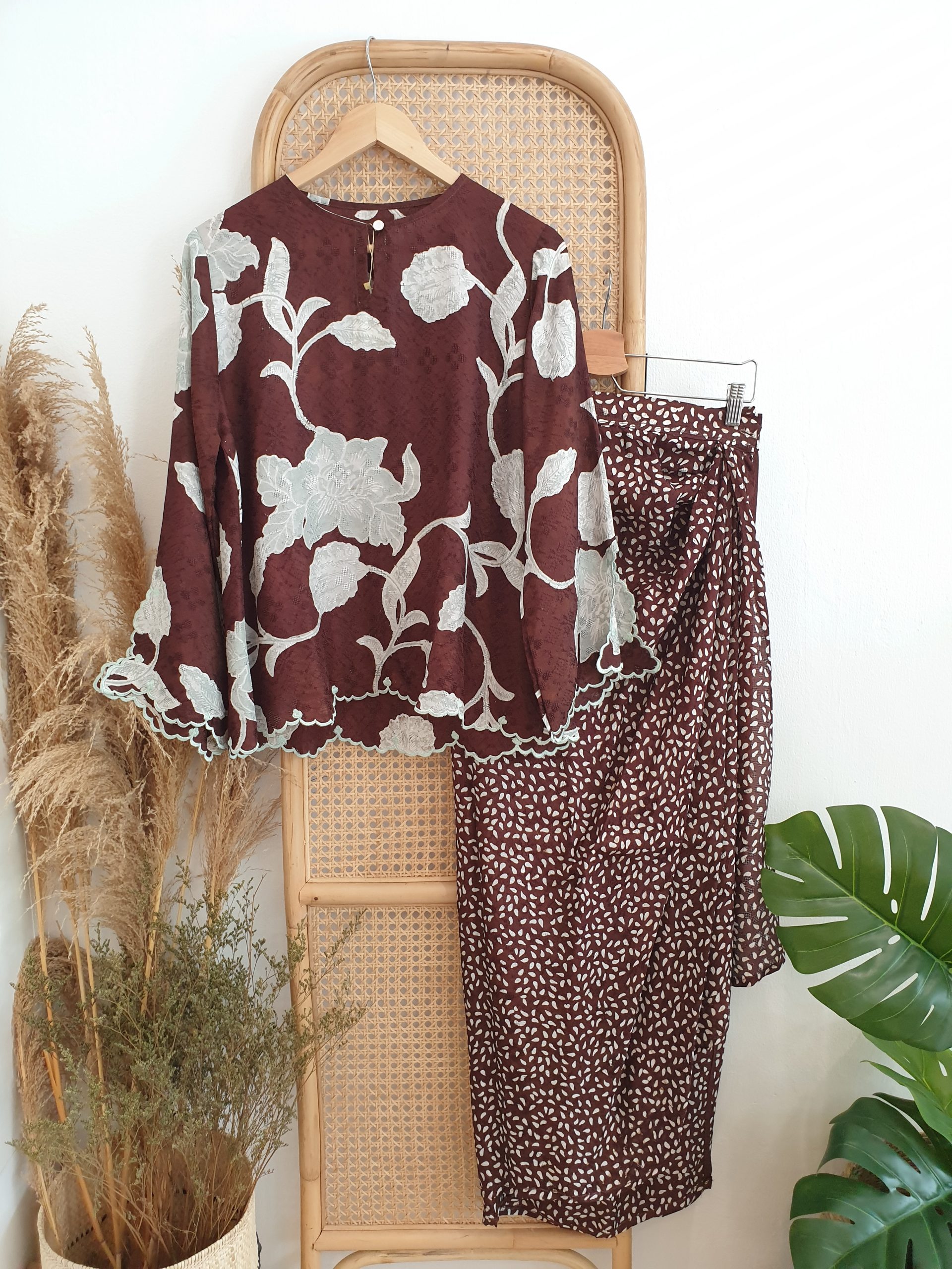 3DC90ECF-A187-403C-9555-A259D821361D